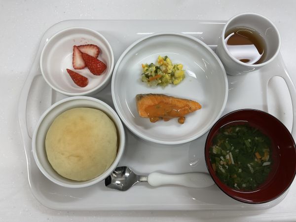 鮭のオーロラソースがけ常食