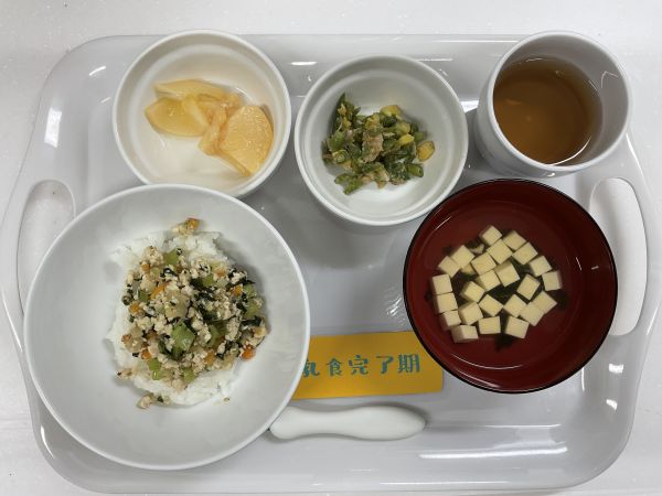 鶏ひき肉と小松菜の丼ぶり離乳食完了期