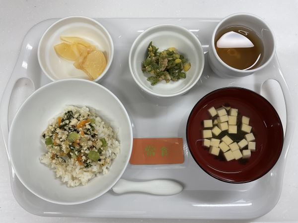 鶏ひき肉と小松菜の丼ぶり常食