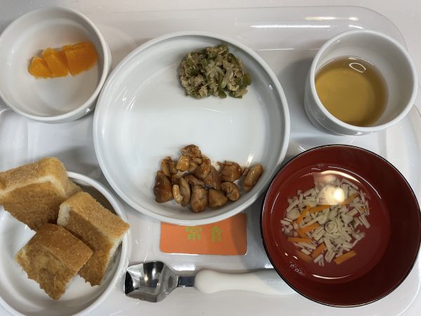 きなこサンドとチキンチャップ常食