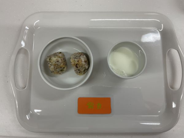 梅おかかおにぎり常食