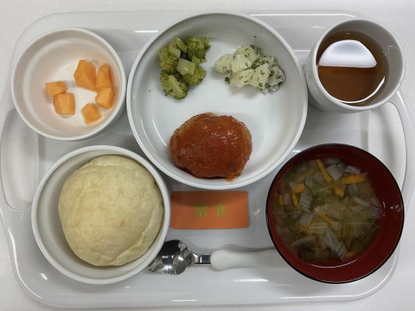 煮込みハンバーグ常食