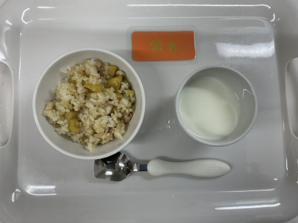 さつまいもとひき肉の混ぜご飯🍠常食