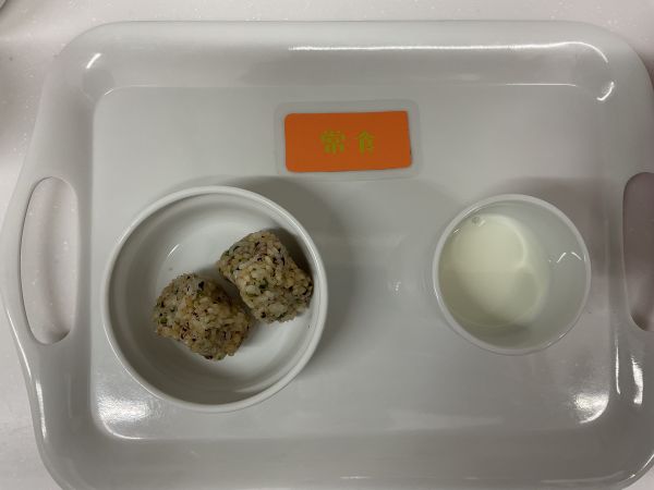 梅おかかおにぎり常食