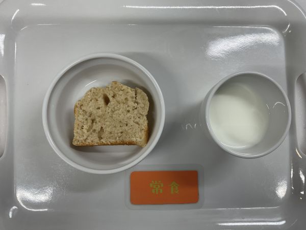 いちごジャムパウンドケーキ常食