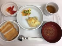 常食食パン（きな粉クリーム）ひき肉とマッシュポテトのグラタン