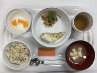かれいの磯辺やき常食千歳台えにっくすの畑で採れたカブの葉を菜飯にしました！