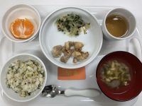 【常食】鶏肉のごま味噌焼き畑で採れたカブの葉を使っています🥬